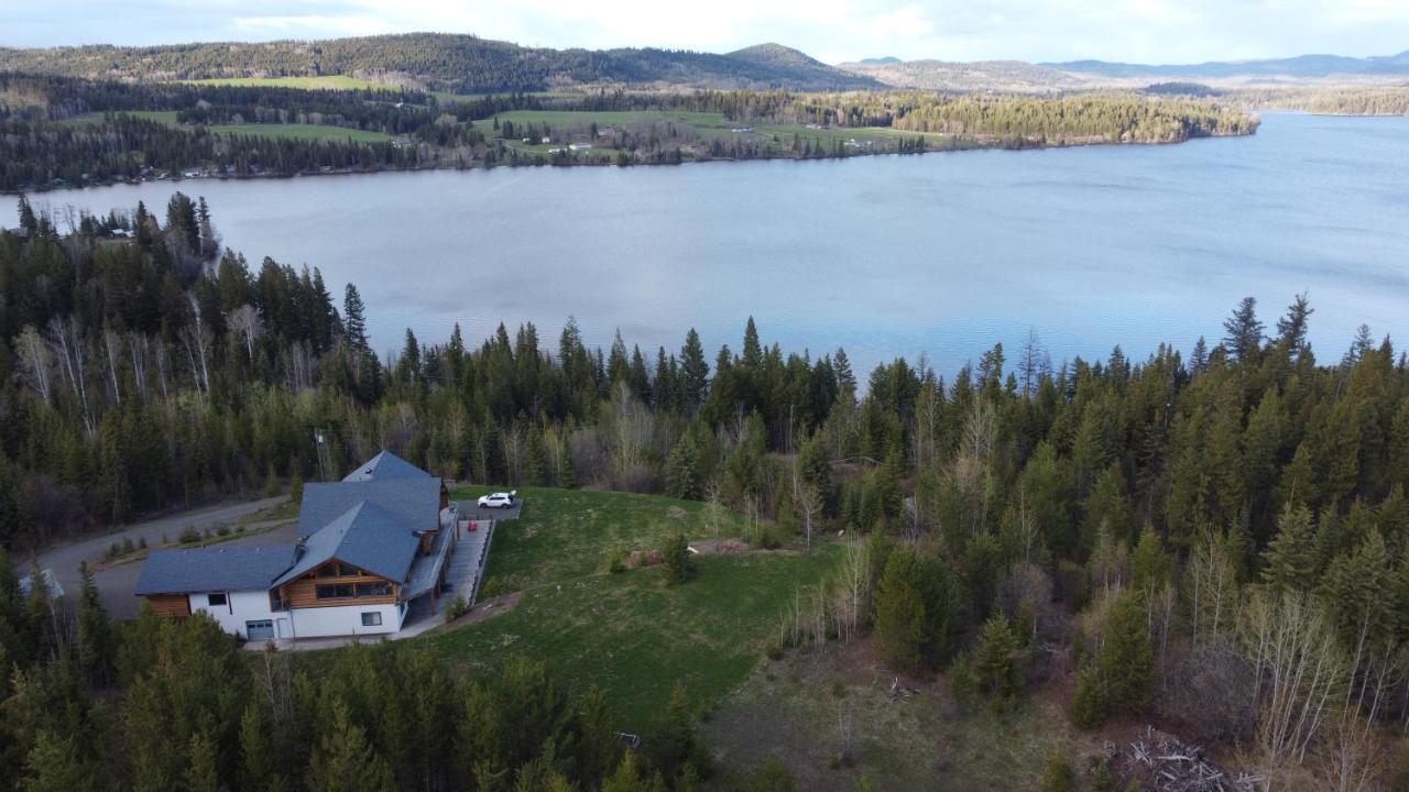 Bridge Lake Little Black Bear Lodge/B&B מראה חיצוני תמונה