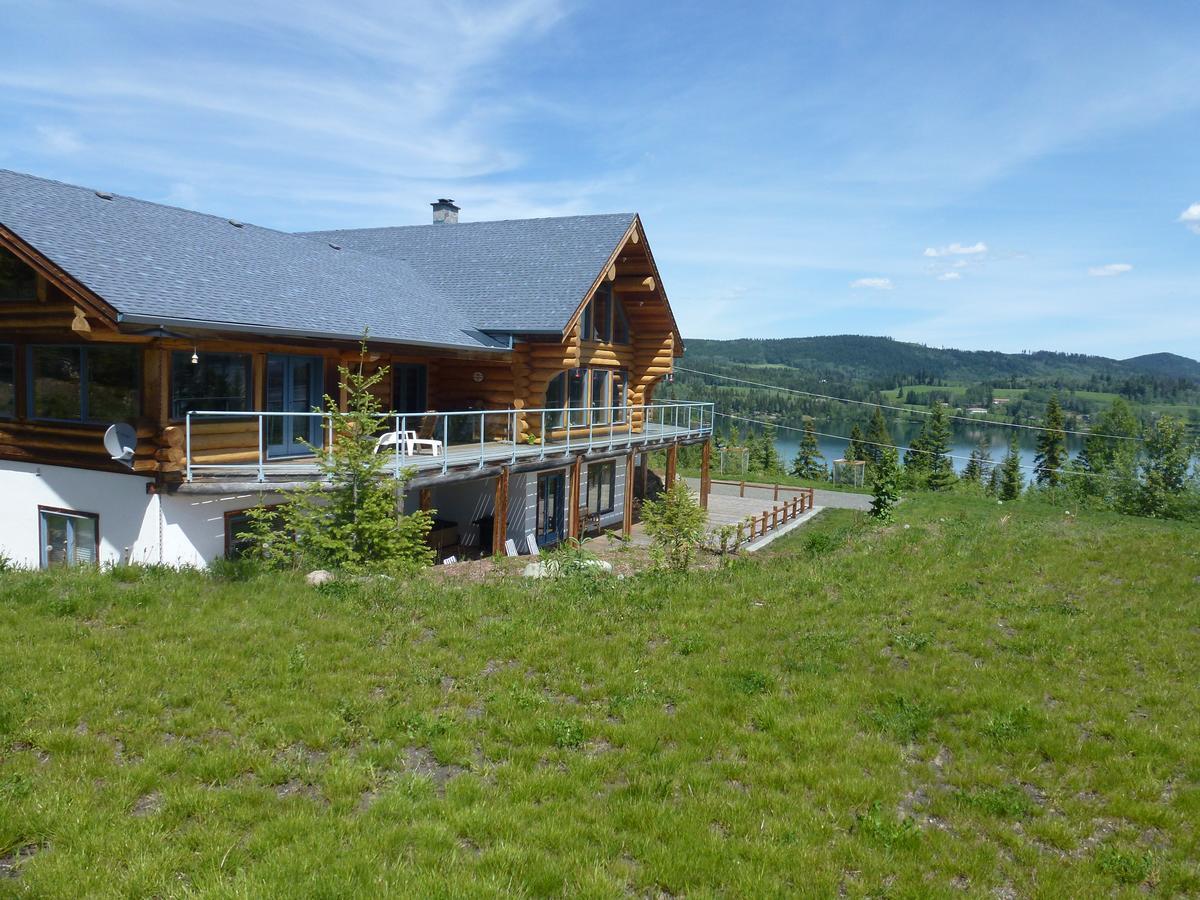 Bridge Lake Little Black Bear Lodge/B&B מראה חיצוני תמונה