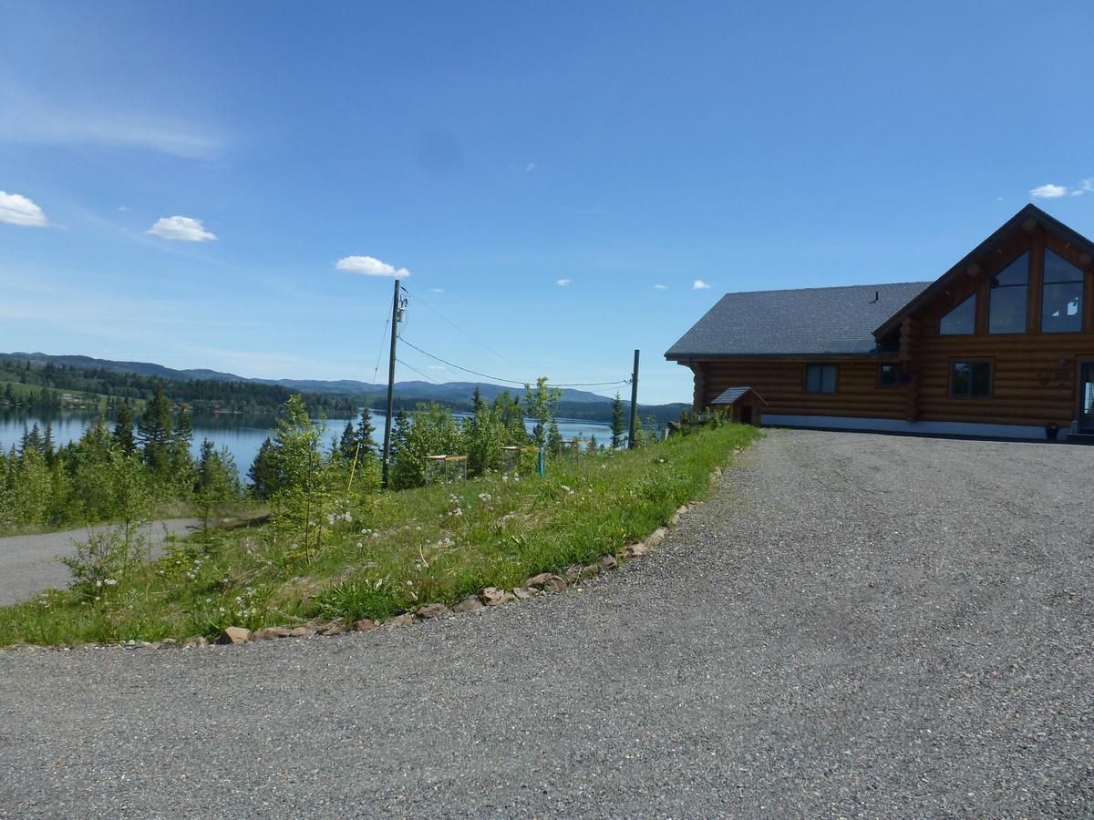 Bridge Lake Little Black Bear Lodge/B&B מראה חיצוני תמונה