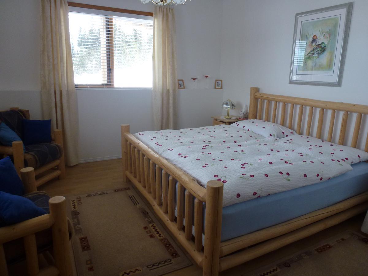 Bridge Lake Little Black Bear Lodge/B&B מראה חיצוני תמונה