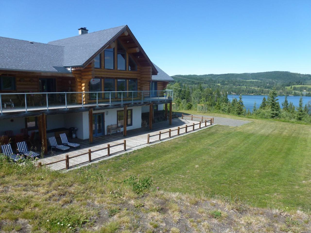 Bridge Lake Little Black Bear Lodge/B&B מראה חיצוני תמונה