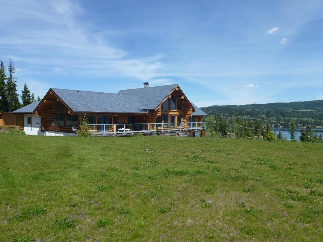 Bridge Lake Little Black Bear Lodge/B&B מראה חיצוני תמונה